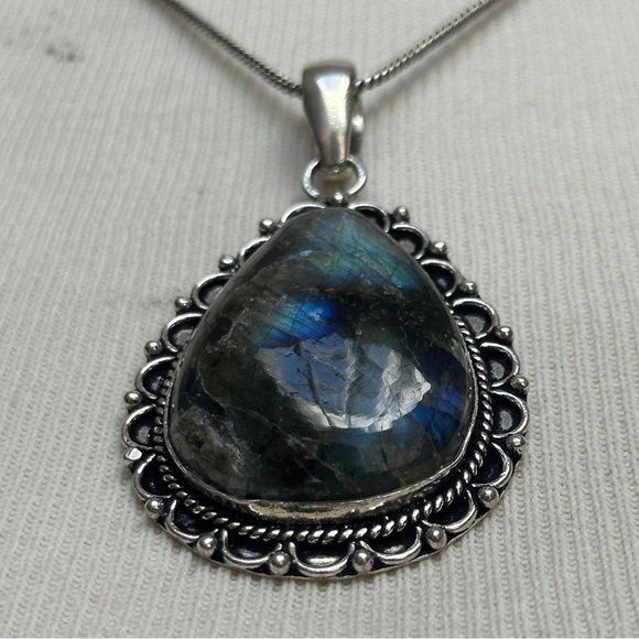 Teardrop Shape Labradorite Pendant - Unique Blue Flash - Picture 5 of 10